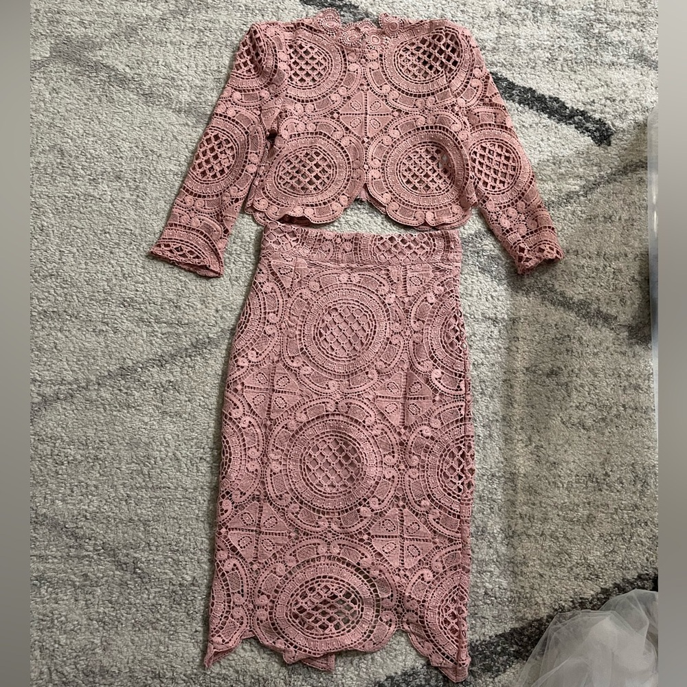 Two piece skirt set